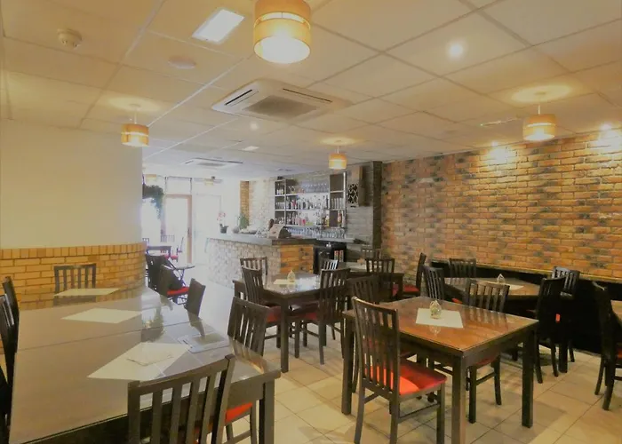 Hounslow Central Hotel