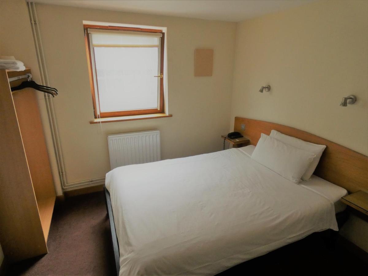 Hounslow Central Hotel